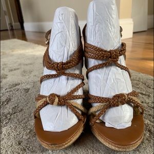 Michael Michael  Kors wedge sandal , size 8M ,